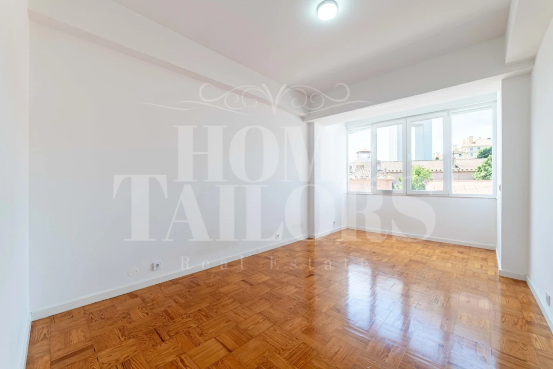 Apartamento T3 para Arrendamento em Alcantara Foto 12