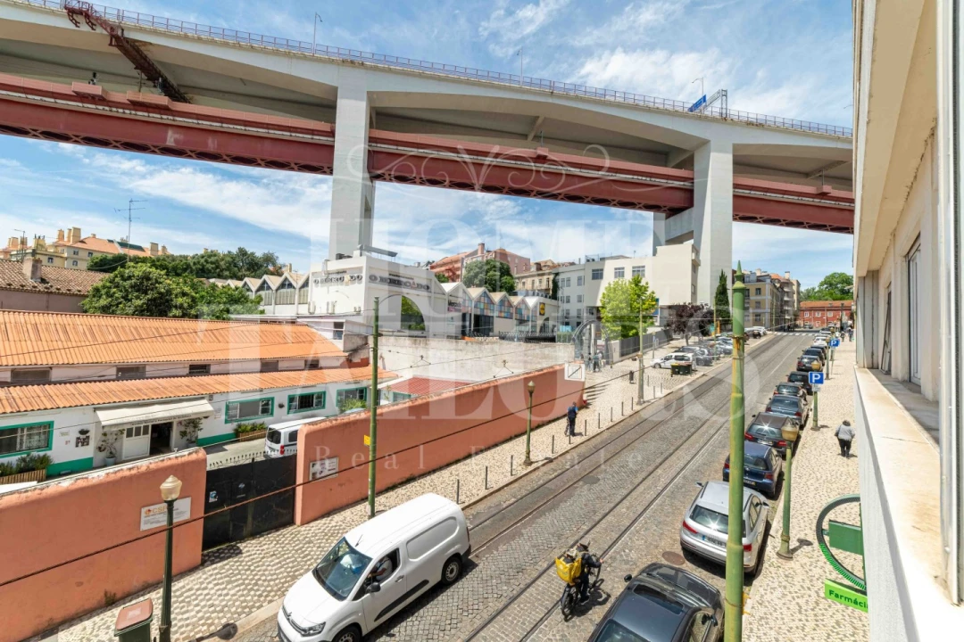Apartamento T3 para Arrendamento em Alcantara Foto 14