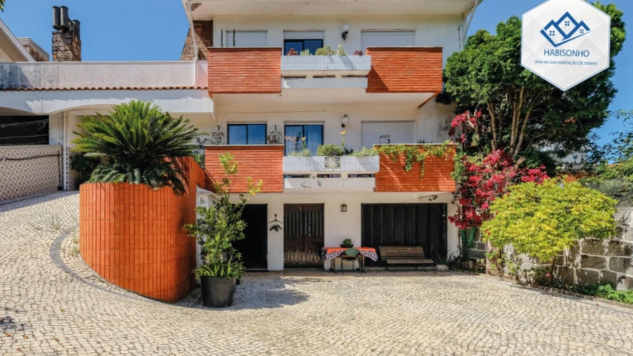 Moradia T6 para Venda em Espinho