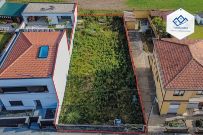 Terreno para Venda em Gulpilhares e Valadares