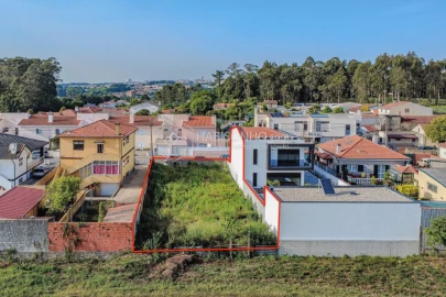 Terreno para Venda em Gulpilhares e Valadares