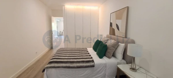 Apartamento T3 para Venda em Benfica
