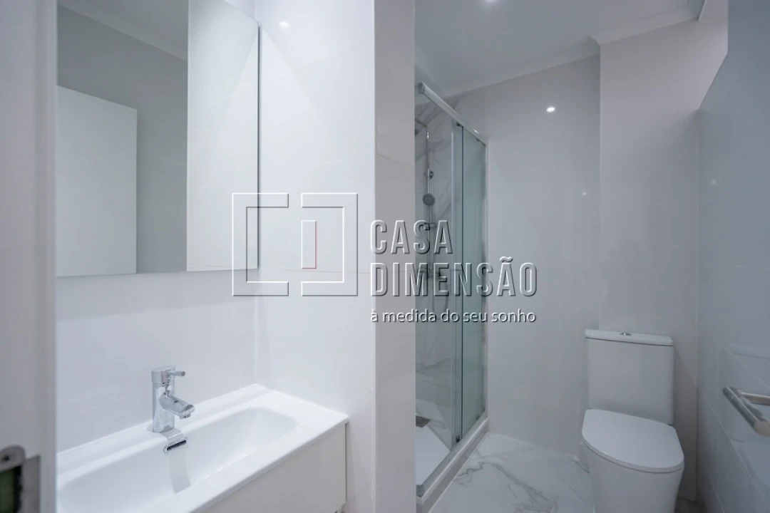 Apartamento T1 para Venda em Águas Livres Foto 20