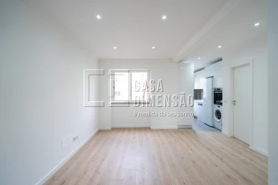 Apartamento T1 para Venda em Águas Livres