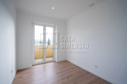 Apartamento T1 para Venda em Águas Livres