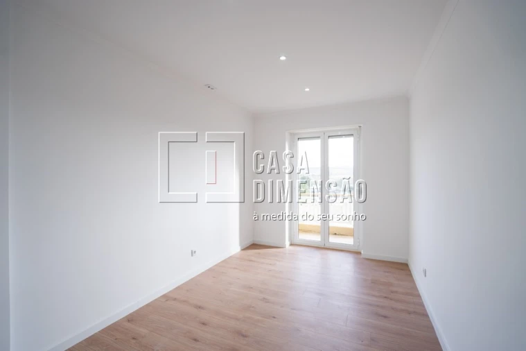 Apartamento T1 para Venda em Águas Livres Foto 19