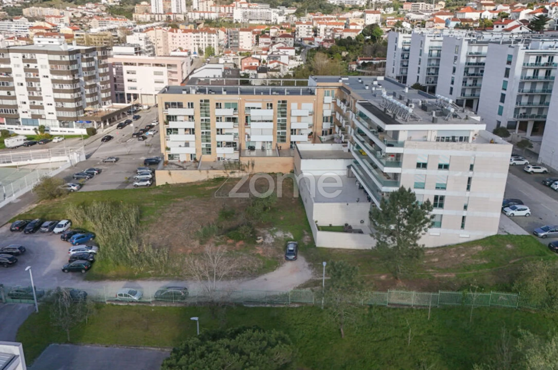 Terreno para Venda em Santo Antonio dos Olivais Foto 12