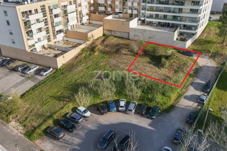 Terreno para Venda em Santo Antonio dos Olivais Foto 2