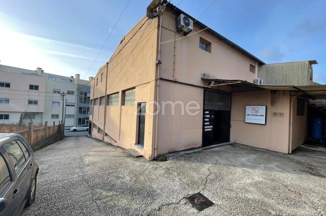 Terreno Comércio / Armazém para Venda em O. Azeméis, Riba-Ul, Ul, Macinhata Seixa, Madail Foto 7