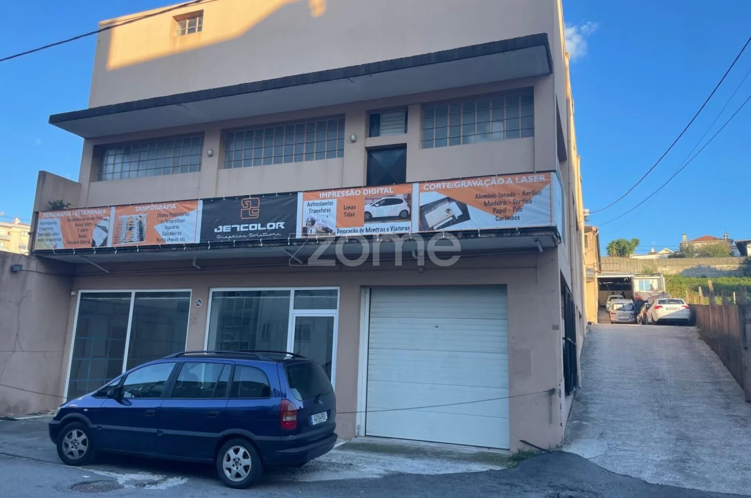 Terreno Comércio / Armazém para Venda em O. Azeméis, Riba-Ul, Ul, Macinhata Seixa, Madail Foto 2
