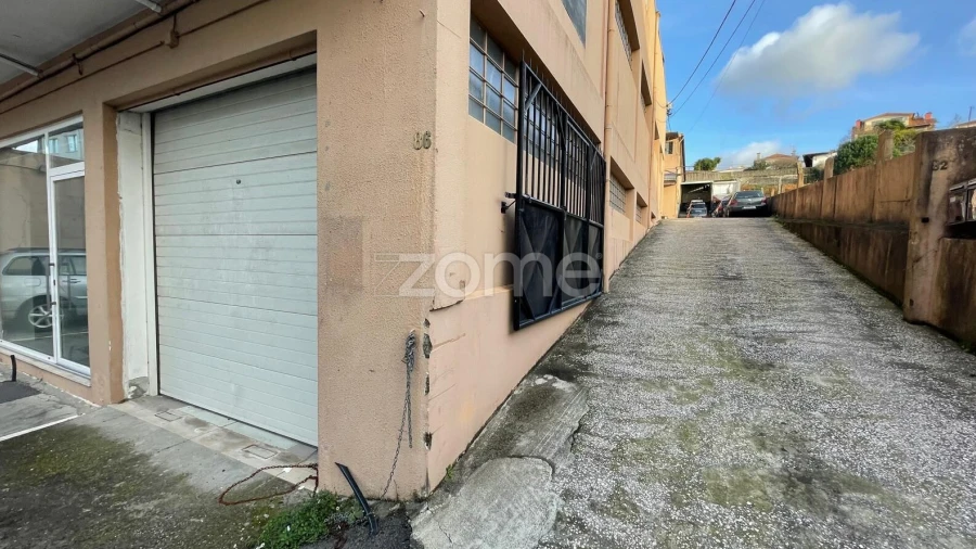 Terreno Comércio / Armazém para Venda em O. Azeméis, Riba-Ul, Ul, Macinhata Seixa, Madail