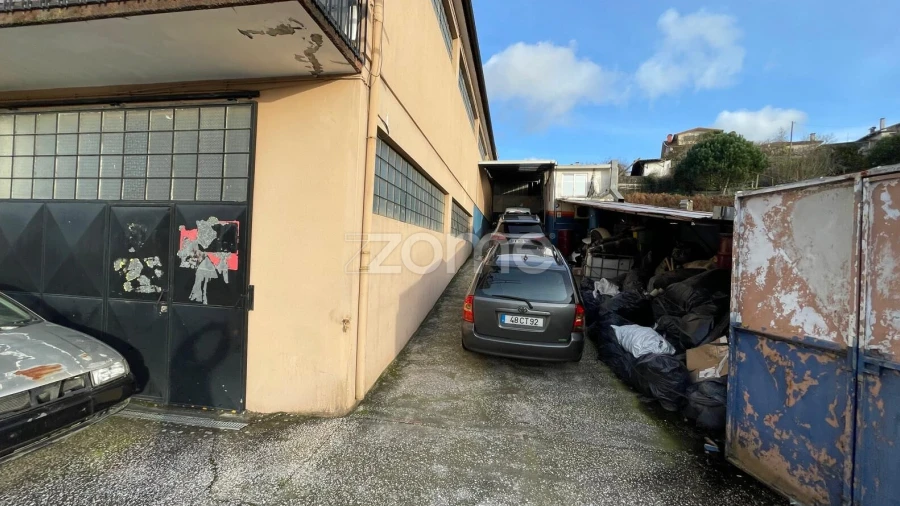 Terreno Comércio / Armazém para Venda em O. Azeméis, Riba-Ul, Ul, Macinhata Seixa, Madail
