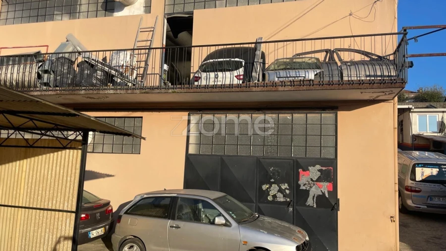 Terreno Comércio / Armazém para Venda em O. Azeméis, Riba-Ul, Ul, Macinhata Seixa, Madail
