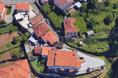 Moradia T4 para Venda em Nogueira do Cravo e Pindelo