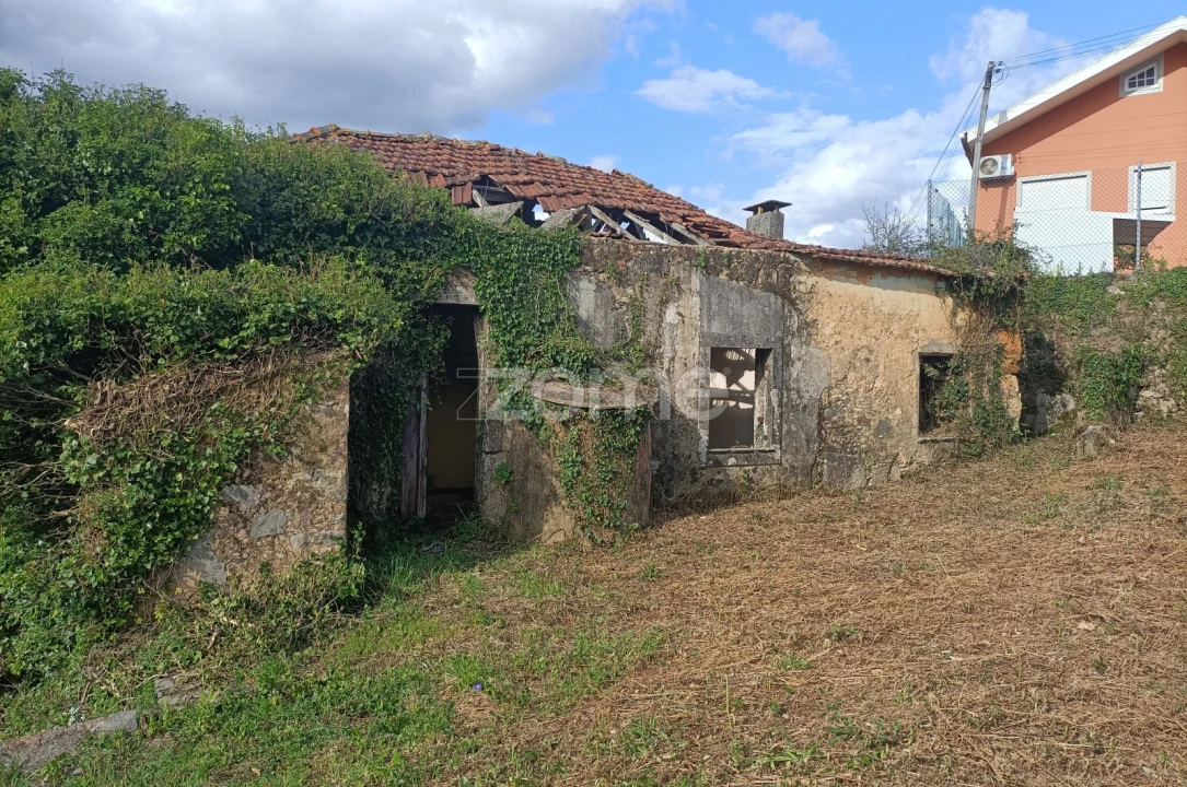 Moradia T4 para Venda em Nogueira do Cravo e Pindelo Foto 15