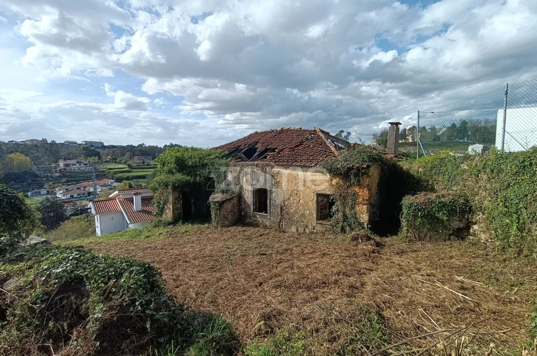 Moradia T4 para Venda em Nogueira do Cravo e Pindelo Foto 16