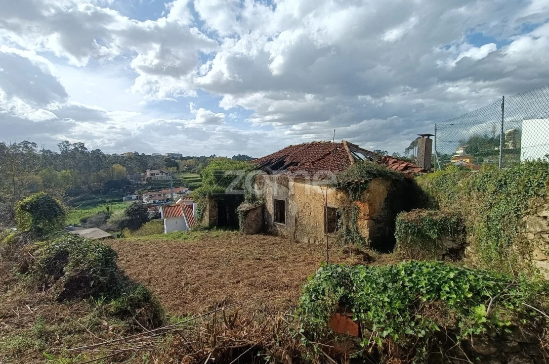 Moradia T4 para Venda em Nogueira do Cravo e Pindelo Foto 17
