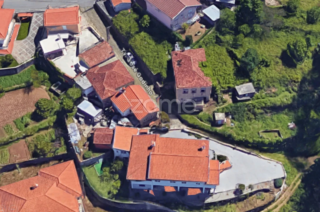 Moradia T4 para Venda em Nogueira do Cravo e Pindelo Foto 6