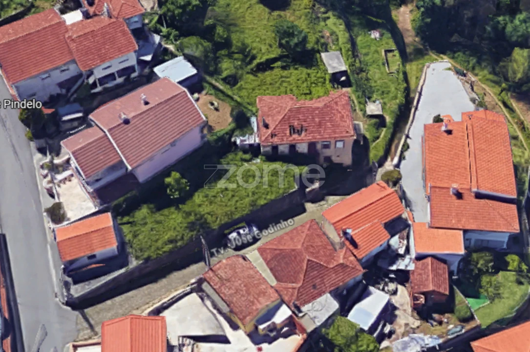 Moradia T4 para Venda em Nogueira do Cravo e Pindelo Foto 7