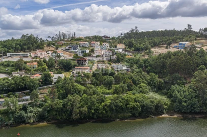 Moradia T4 para Venda em Gondomar (São Cosme), Valbom e Jovim