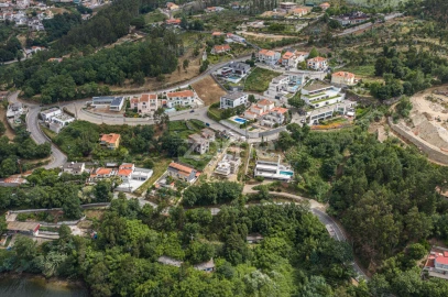 Moradia T4 para Venda em Gondomar (São Cosme), Valbom e Jovim