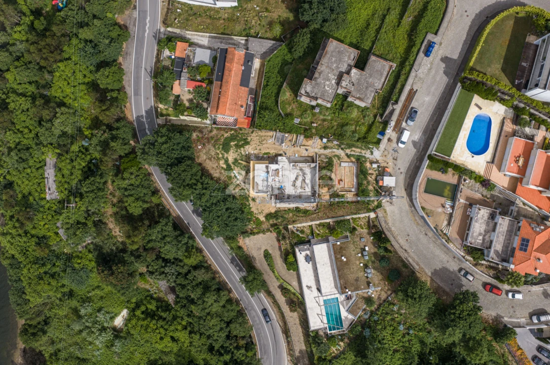 Moradia T4 para Venda em Gondomar (São Cosme), Valbom e Jovim Foto 29