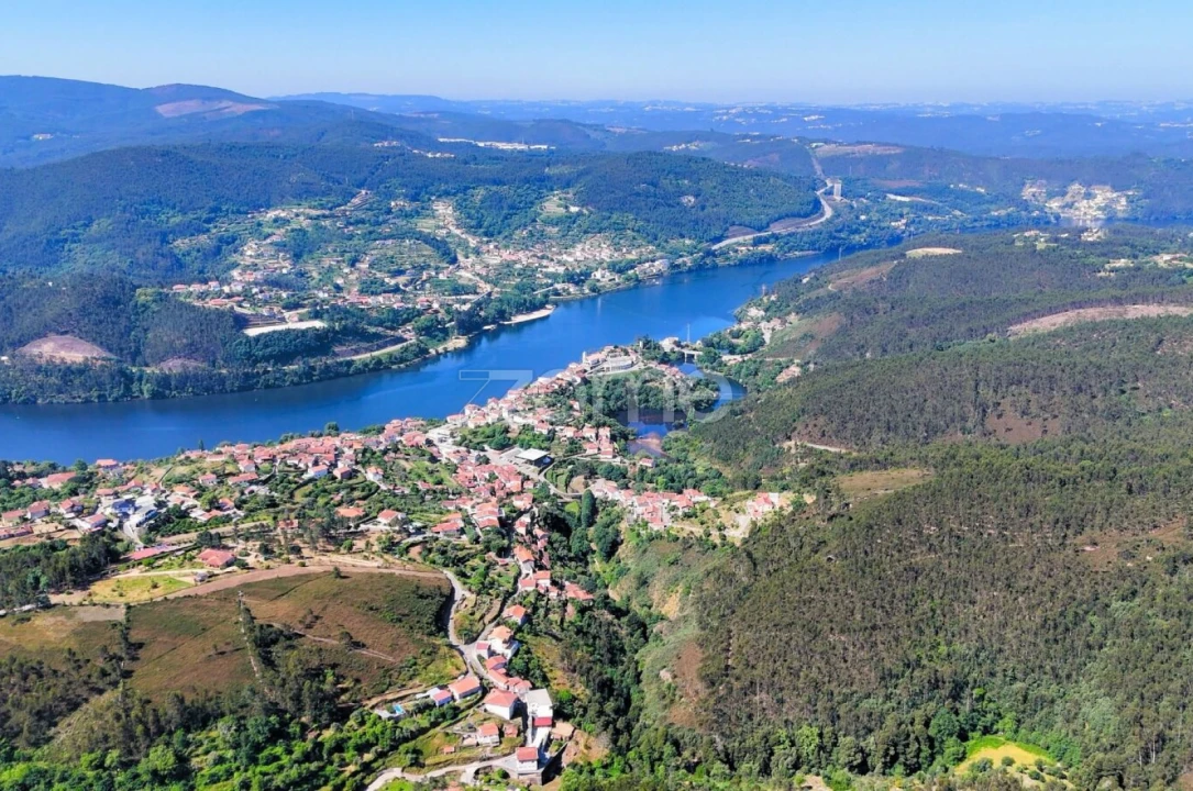 Terreno para Venda em Eja Foto 4