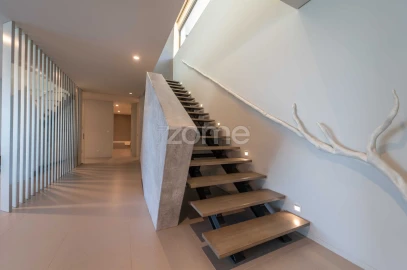 Moradia T4 para Venda em Cabanelas