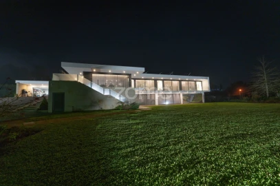 Moradia T4 para Venda em Cabanelas