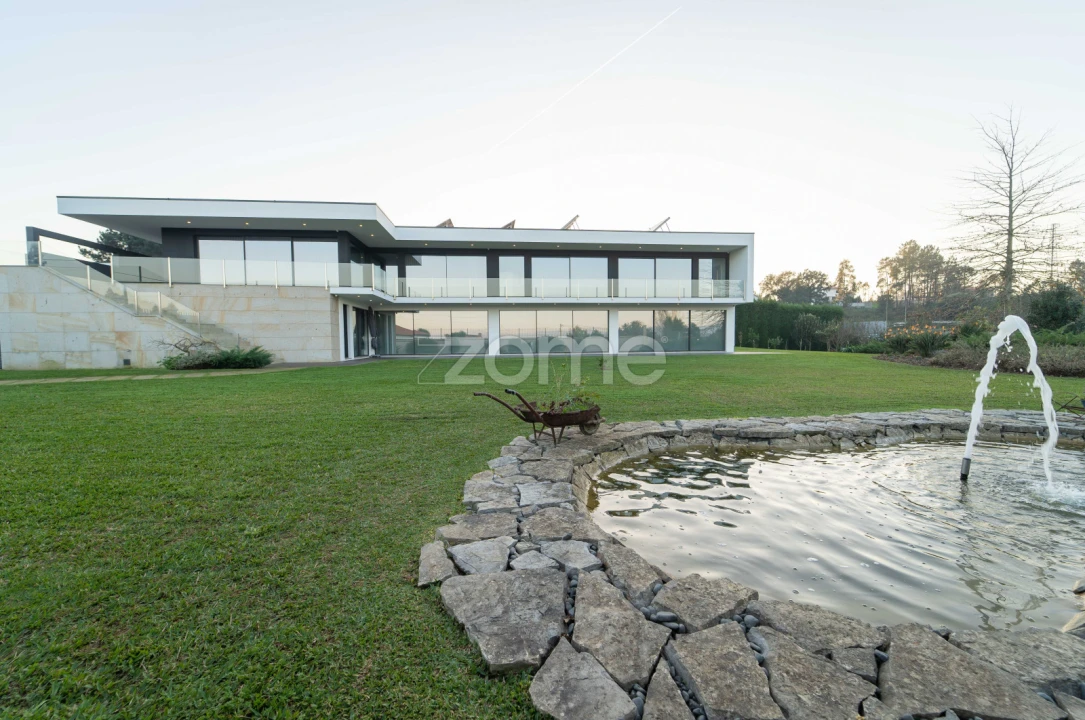 Moradia T4 para Venda em Cabanelas Foto 67