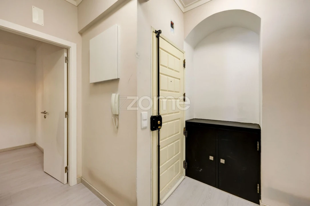 Apartamento T2 para Venda em Rio de Mouro Foto 22