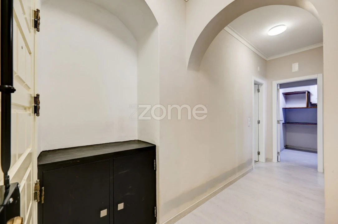 Apartamento T2 para Venda em Rio de Mouro Foto 21