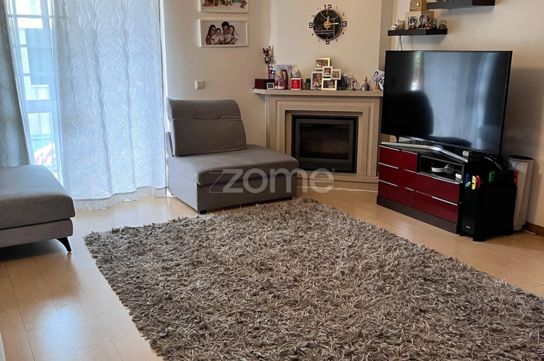 Moradia T4 para Venda em São Domingos de Rana Foto 10