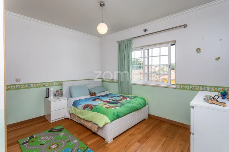 Moradia T4 para Venda em São Domingos de Rana Foto 27
