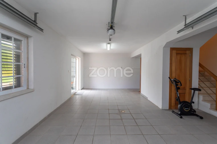 Moradia T4 para Venda em São Domingos de Rana Foto 39