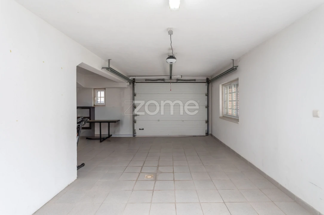 Moradia T4 para Venda em São Domingos de Rana Foto 40
