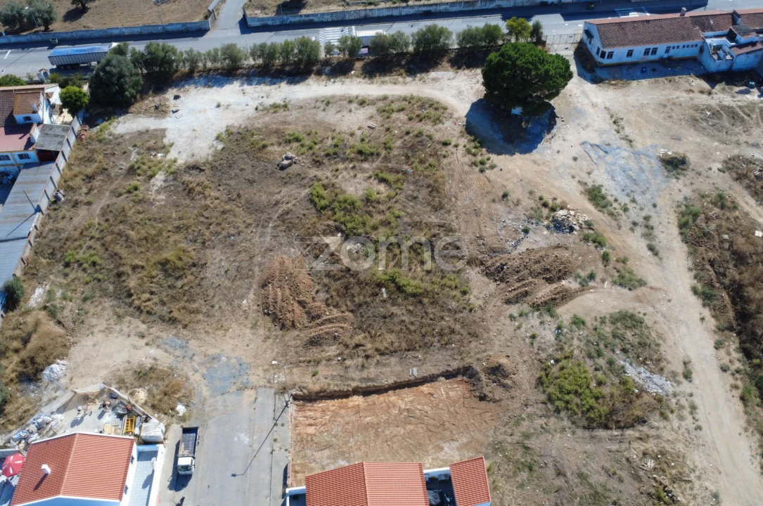 Terreno para Venda em Viana do Alentejo Foto 4