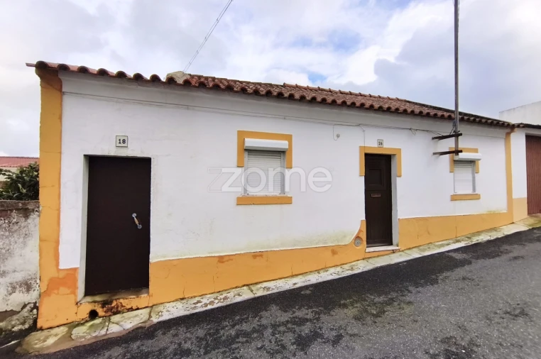 Moradia T4 para Venda em Viana do Alentejo