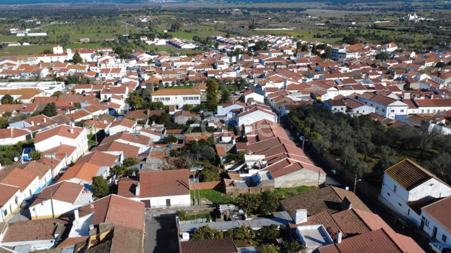 Moradia T4 para Venda em Viana do Alentejo