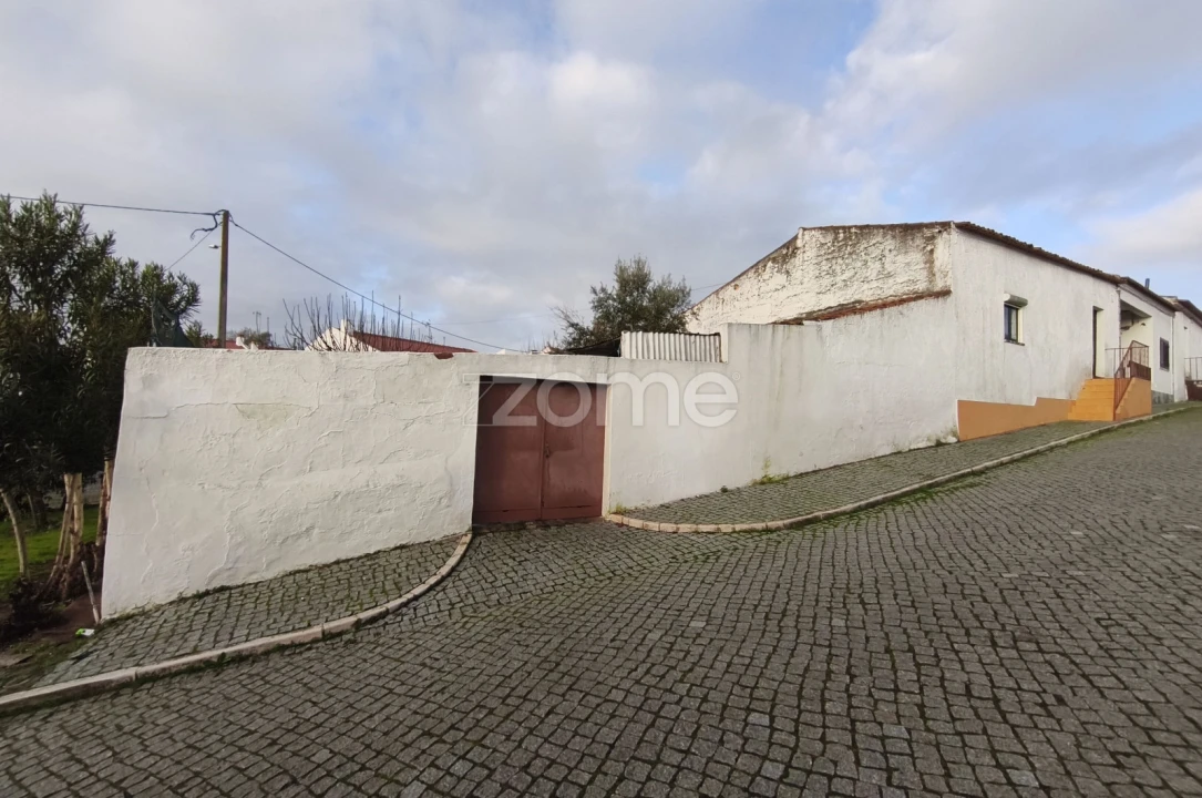 Moradia T2 para Venda em Alfundão e Peroguarda Foto 4