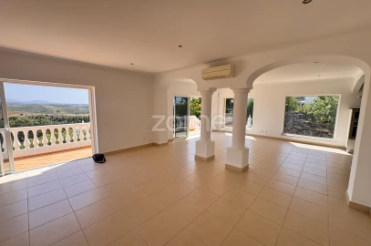Moradia T5 para Venda em Vila do Bispo e Raposeira