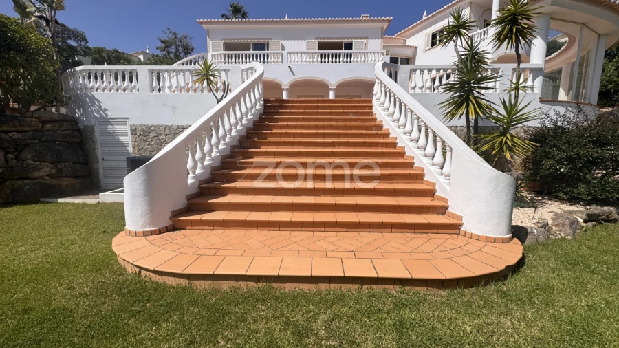 Moradia T5 para Venda em Vila do Bispo e Raposeira