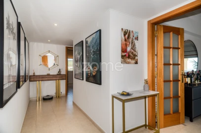 Apartamento T2 para Venda em Póvoa de Santa Iria e Forte da Casa