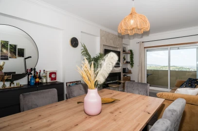 Apartamento T2 para Venda em Póvoa de Santa Iria e Forte da Casa