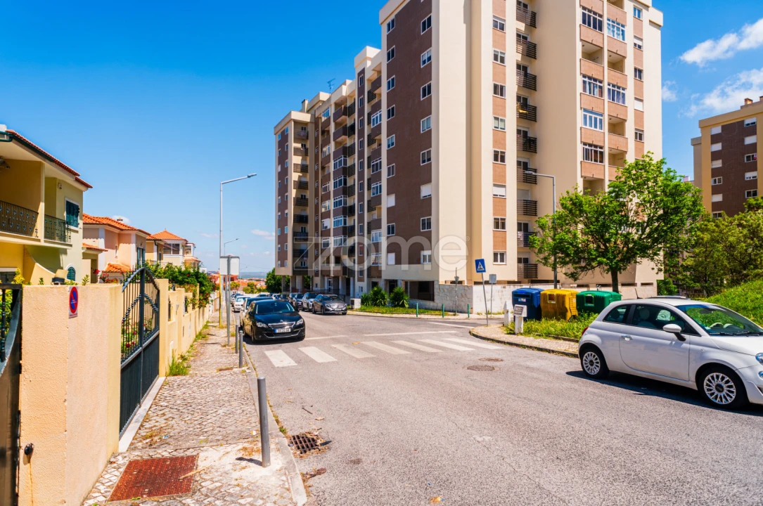 Apartamento T2 para Venda em Póvoa de Santa Iria e Forte da Casa Foto 25