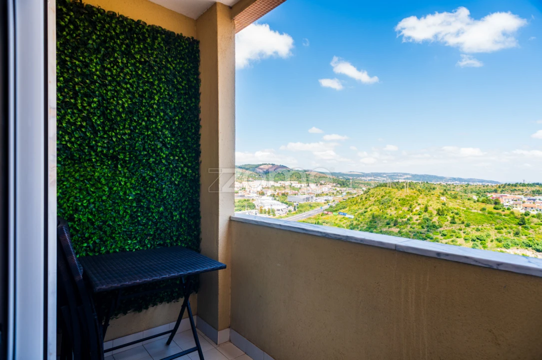 Apartamento T2 para Venda em Póvoa de Santa Iria e Forte da Casa Foto 7