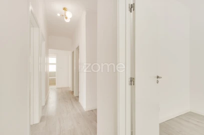 Apartamento T4 para Venda em Costa da Caparica