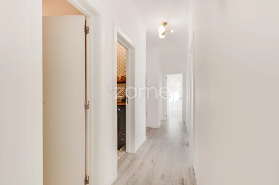 Apartamento T4 para Venda em Costa da Caparica Foto 22