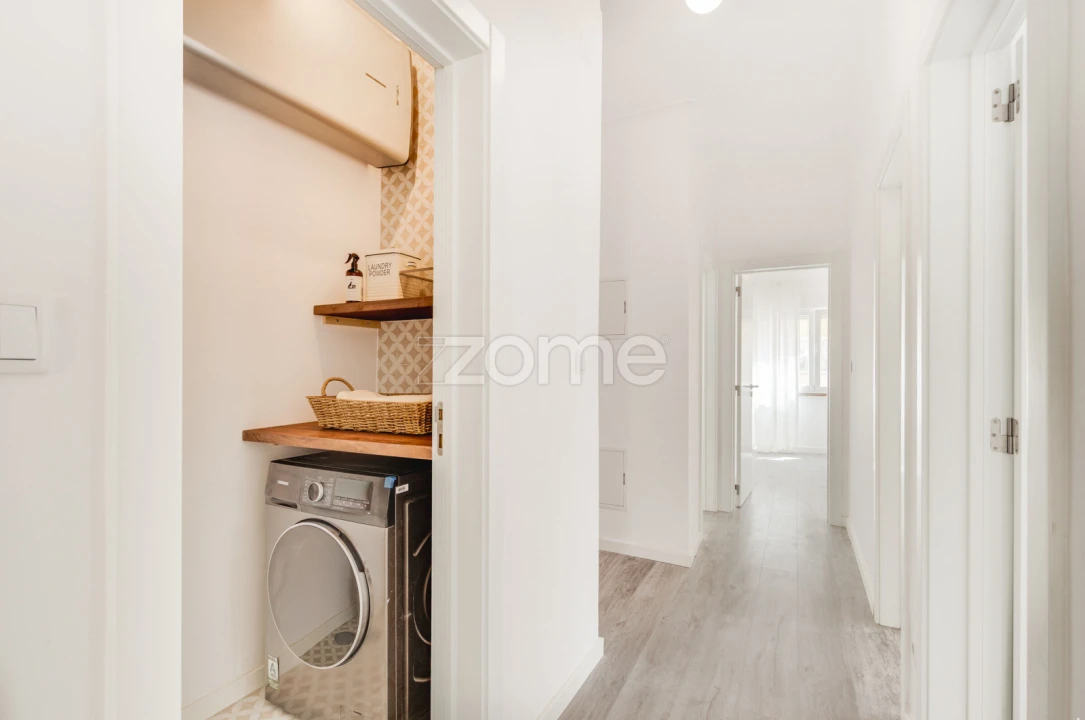 Apartamento T4 para Venda em Costa da Caparica Foto 24