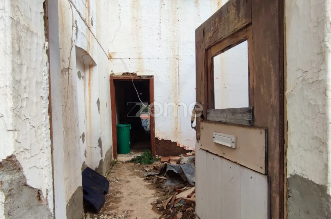 Moradia T1 para Venda em Albernoa e Trindade Foto 5